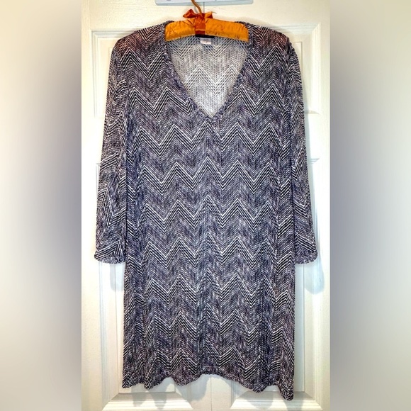 Jordan Taylor A Line cover up Dress Chevron Print 3/4 sleeve V Neck size Small - Picture 1 of 10